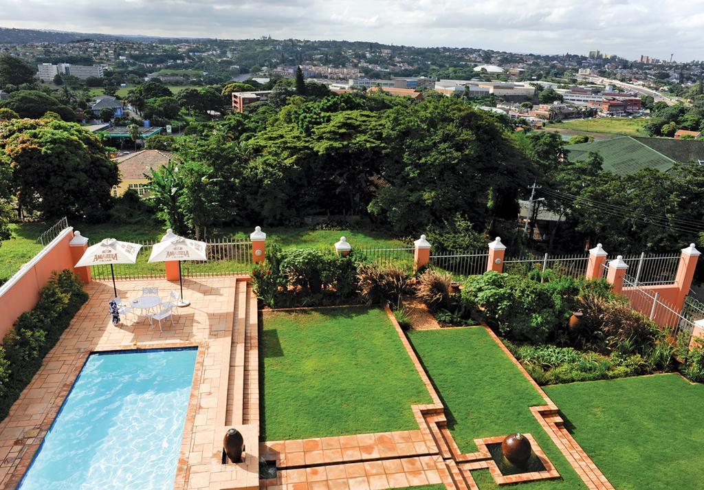 Sica's - The Loft Guest house Durban